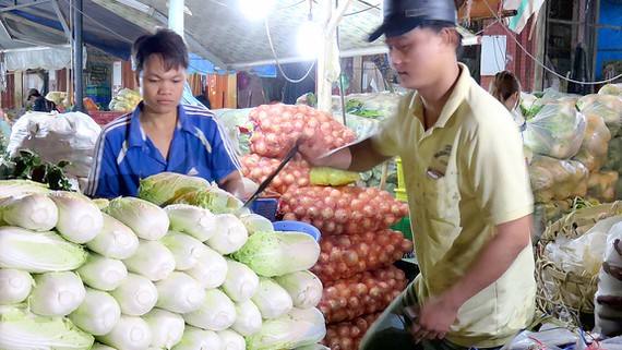 Nong-san-duoc-so-che-tai-nguon-mang-lai-tin-hieu-tich-cuc